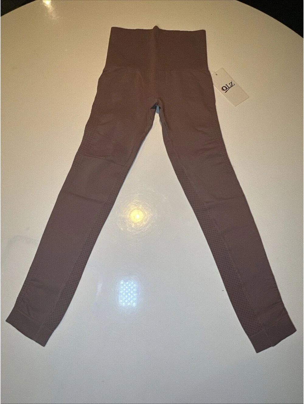 QLZ - Yoga Leggings - Mauve Taupe-  Size Small (S) - New With Tags!